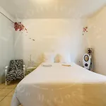 Le Voltaire - Escapade Ensoleillee Avec Terrasse Apartament *