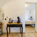 Le Voltaire - Escapade Ensoleillée Avec Terrasse * Toulon