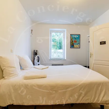 Le Voltaire - Escapade Ensoleillée Avec Terrasse Appartement Toulon